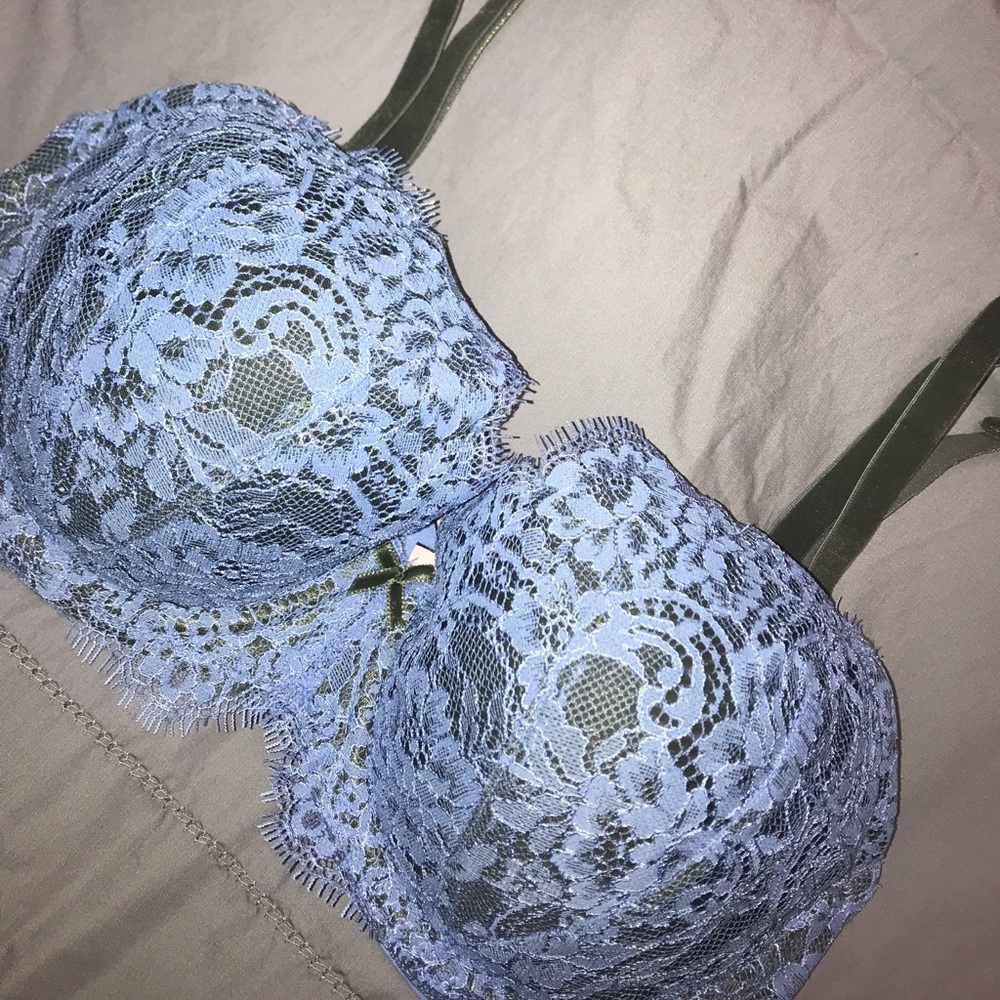 Victoria secret bra 32DD only worn once